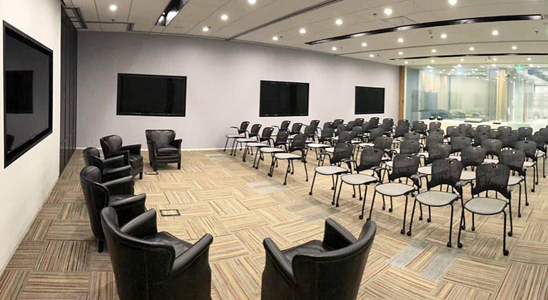 TEC 电竞菠菜的活动空间支持会员举办讲座与知识分享活动,促进跨行业交流合作