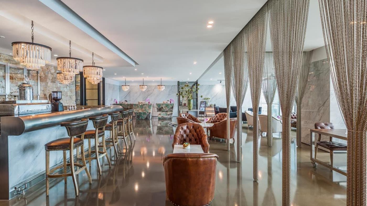 电竞博彩 TEC 位于核心 CBD 的高端共享办公空间环境