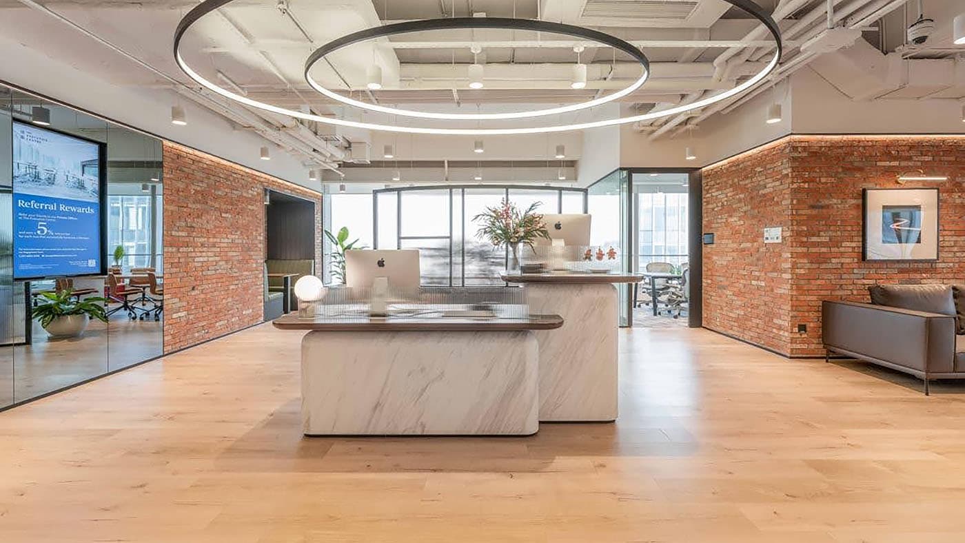 电竞菠菜的商务中心位于南京市建邺区，为您提供坐落于南京中央商务区的理想办公空间，包括南京私人办公室、南京共享办公室，以及南京会议室