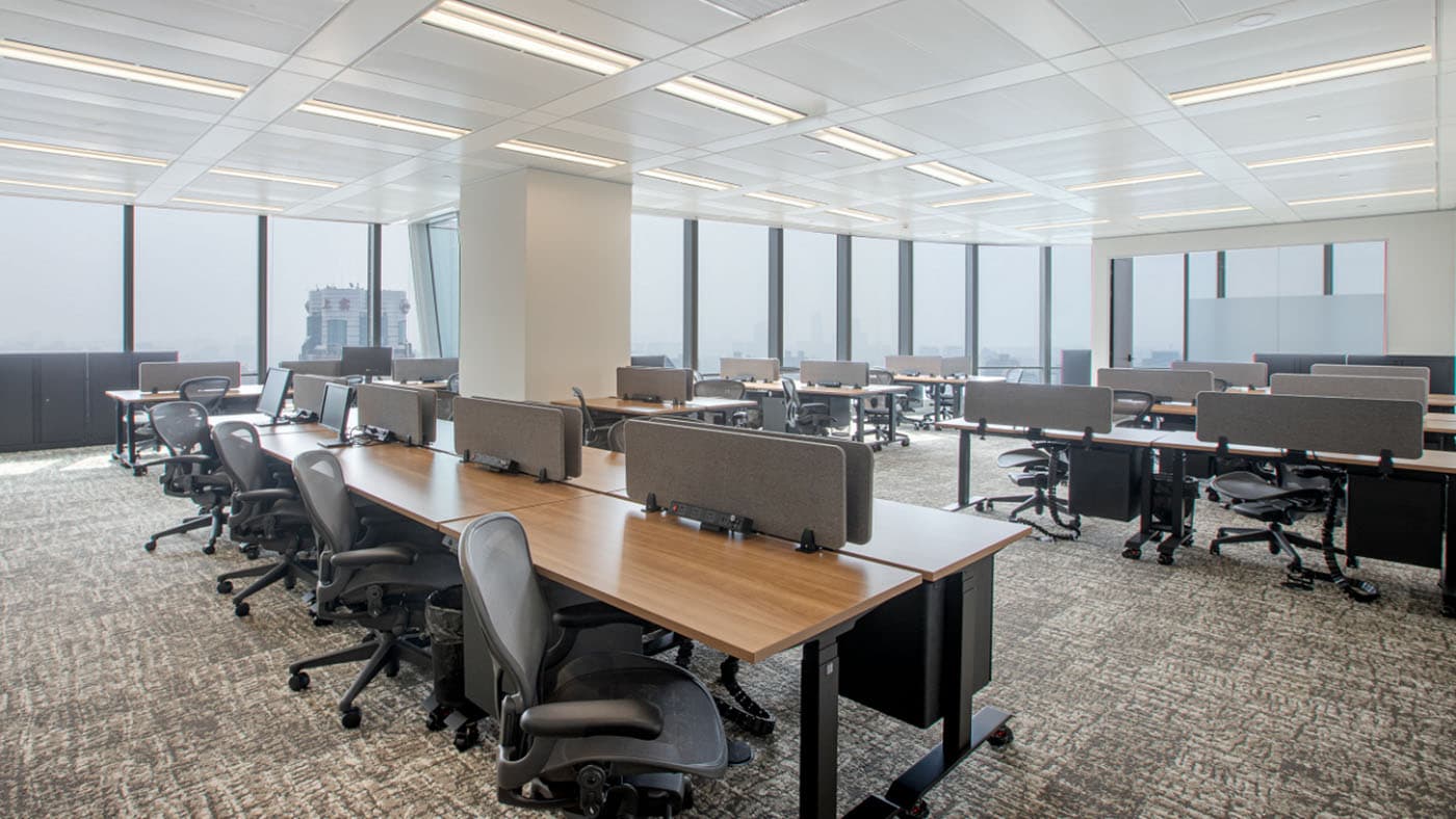 电竞菠菜的商务中心位于全球各地的中央商务区,为租户带来强大的地理优势和商业机会,让企业轻松打造有利的办公环境