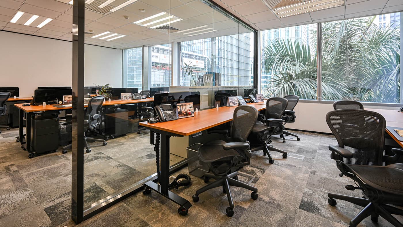 电竞菠菜 TEC 服务式办公室内的高端私人办公室空间